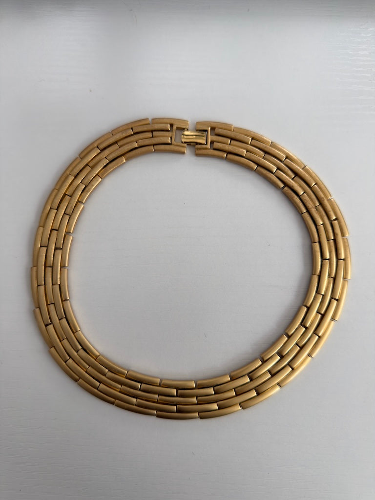 GOLD COLLAR NECKLACE 1